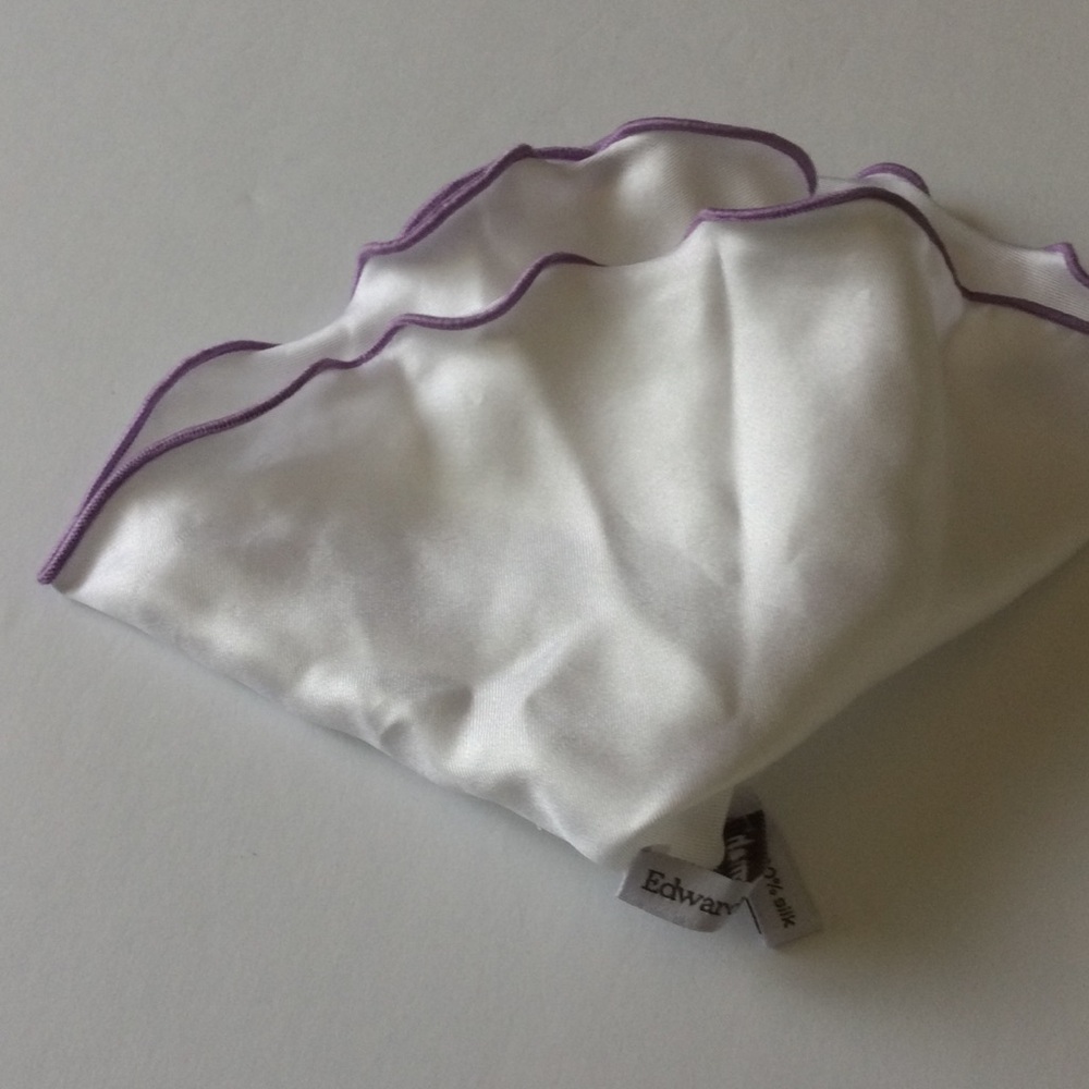 EDWARD ARMAH WHITE SILK POCKET CIRCLE WITH LAVENDER CONTRAST EDGE NWOT